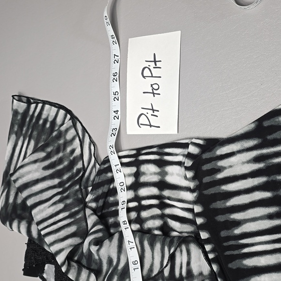 3/$15 elements black gray white sheer blouse women's plus size 3X - Picture 6 of 8